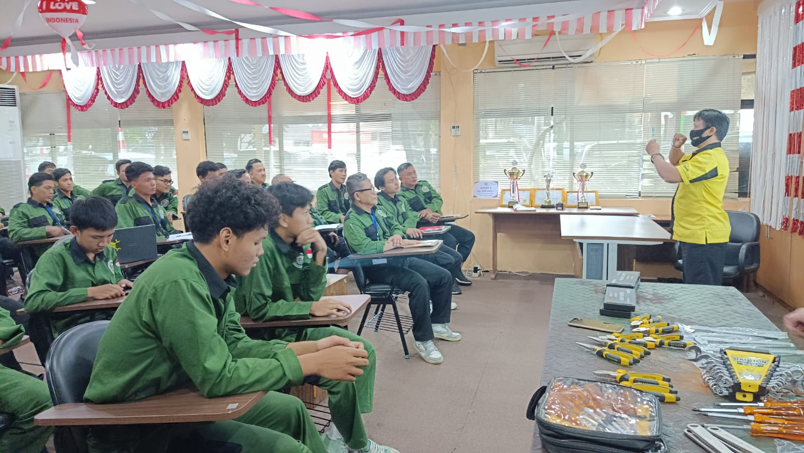 Kunjungan Hasston ke PPKD Jakarta Pusat